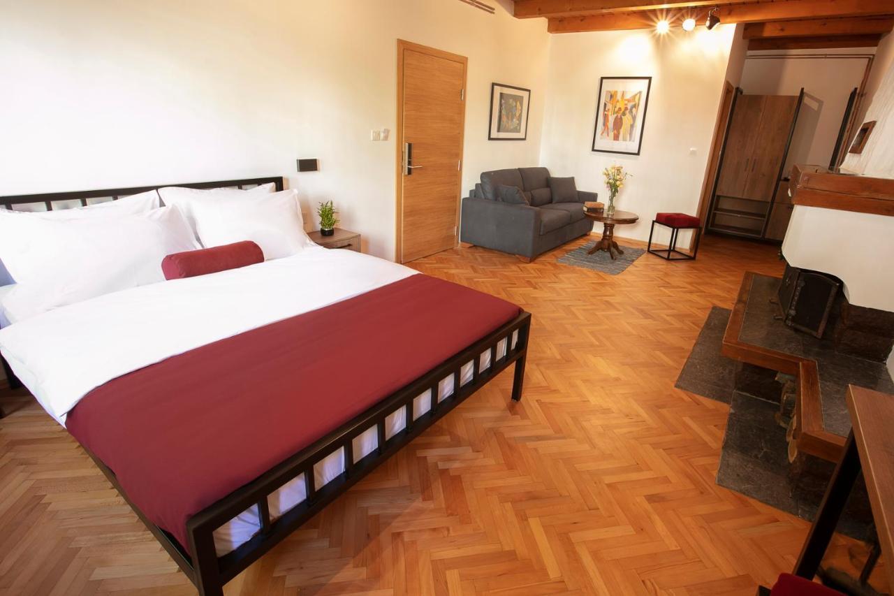 Grand Boutique Hotel Pristina Exterior photo