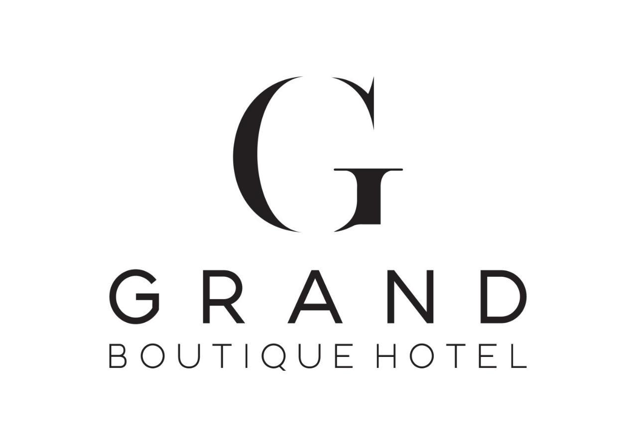 Grand Boutique Hotel Pristina Exterior photo